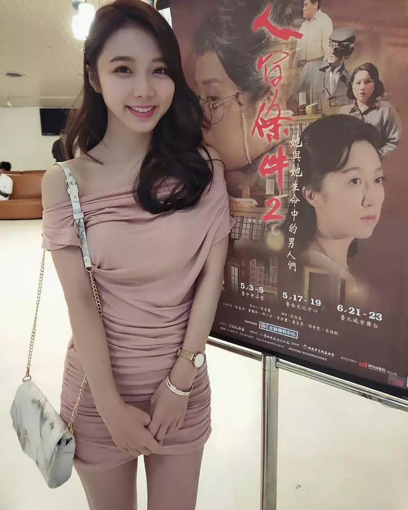 天使皮惡魔身!最美牙助「陳甯揎」脫下制服解放豐滿曲線,超高回頭率大家都想掛號整牙!