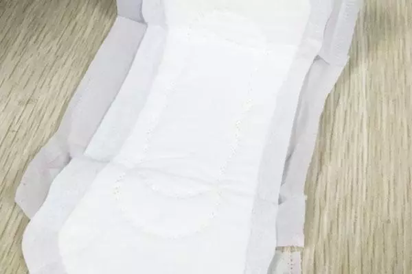 女性月經每次三天就走和七天才走,區別有多大?哪種衰老的更慢?