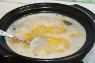 「胃不好」的朋友注意了!這兩種食材一起煮,堪稱史上最廉價「最養胃」的粥,排毒降糖還減肥,