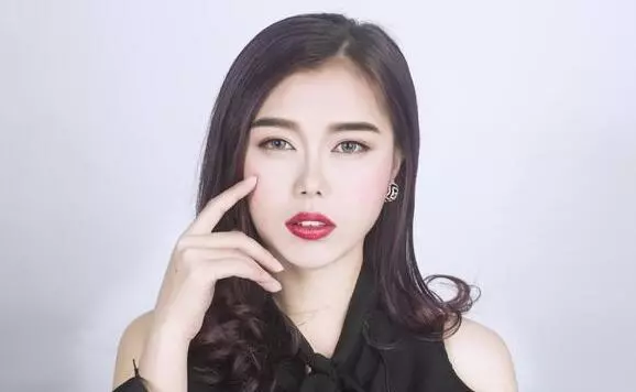 婆家拆遷後,小叔子搶走一大房子,給我留一小房子,如今我卻笑了