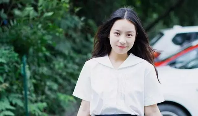 坐月子婆婆主動來伺候我,聽見她和小姑子說的話,我直接把她趕走