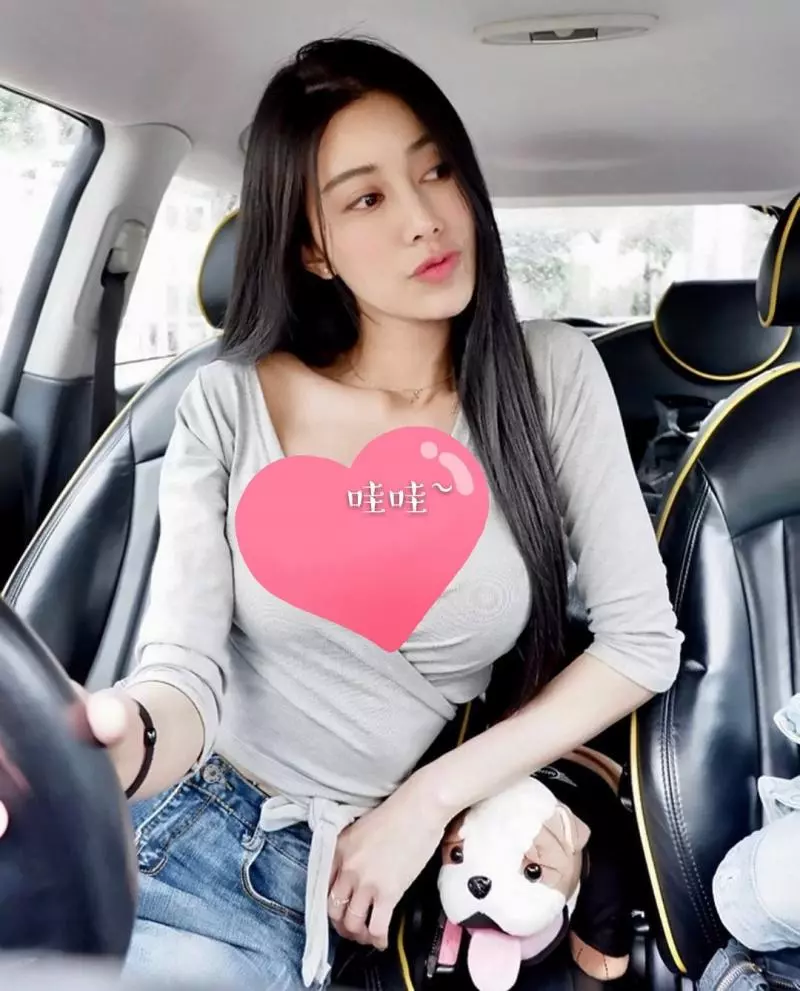 最美的女泰拳手,完美的身段收納了不少男粉絲的追隨 。
