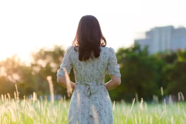 「女兒,你弟結婚,你出十萬彩禮」「憑什麼,又不是我兒子結婚」