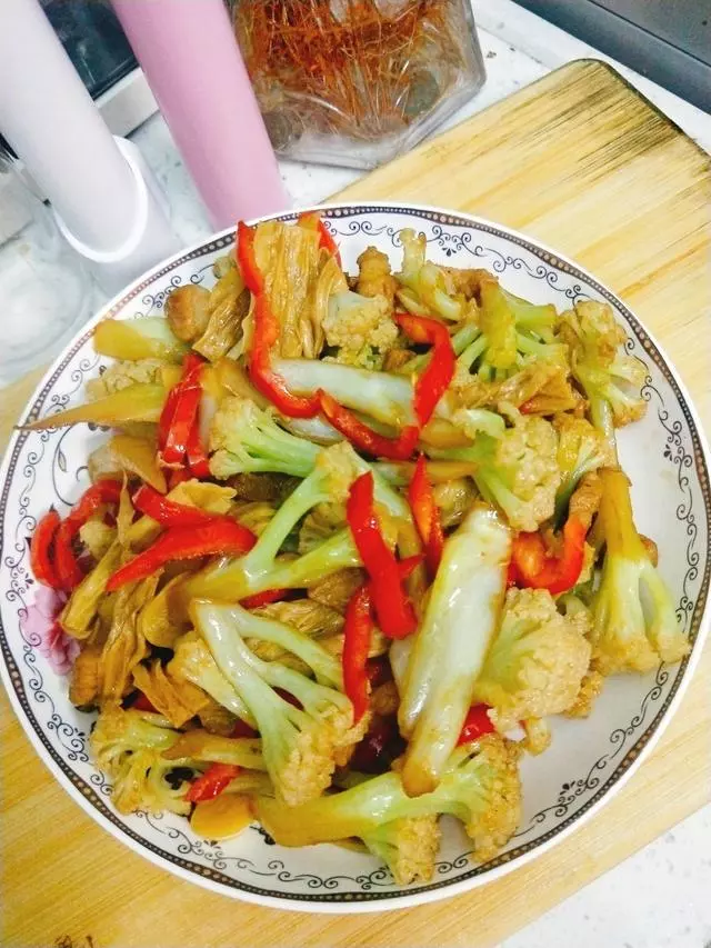 好吃又乾淨的19道腐竹做法,個個都愛吃,給盆紅燒排骨都不換
