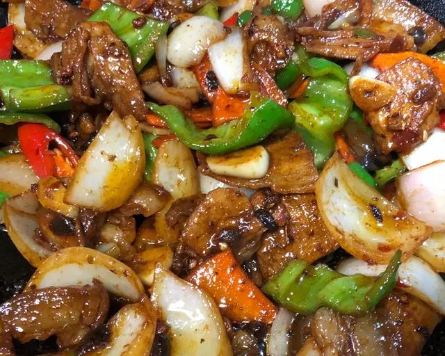 美味可口的20道肉菜,香味撲鼻,吃過一次還想吃,適合招待客人