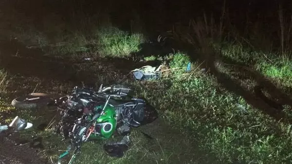 20重型摩哆車隊遭休旅車猛撞,夫妻身亡一人傷!