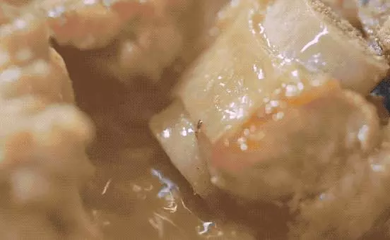 糖醋排骨的新做法,只需加一樣調料,味道翻倍好吃,兒子說有創意
