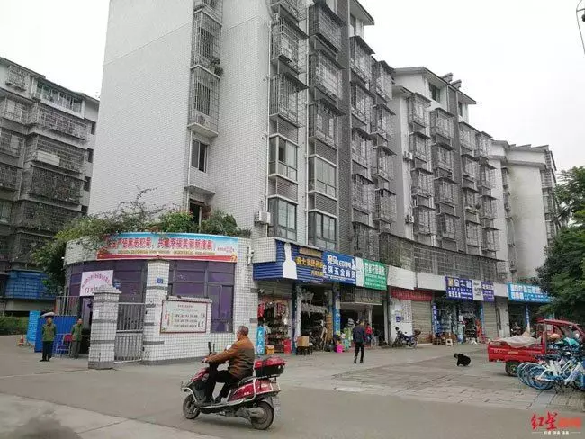 兩兄弟先後墜樓身亡 目擊者稱間隔僅幾十秒