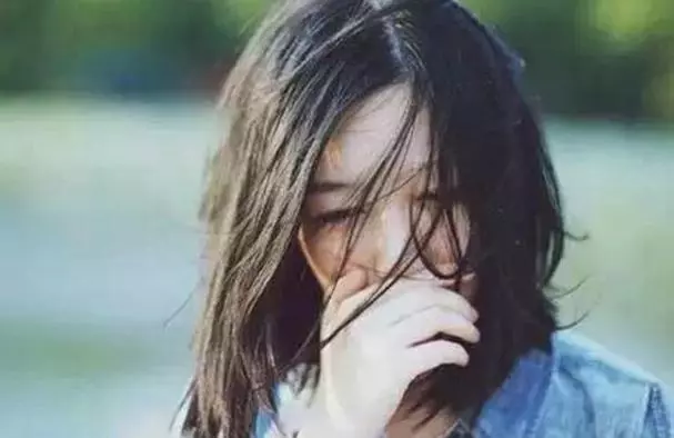 婆家不給彩禮,親媽自願給30萬嫁妝,我哭喊「不嫁了」