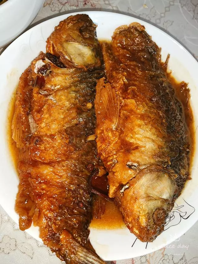 鮮嫩可口的19種鯽魚做法,幾步就搞定,又香又下飯,看著就流口水