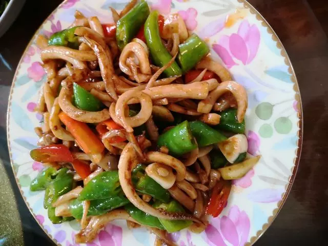 鮮香下飯的19道魷魚做法,鮮嫩多汁,爆好吃,喜歡的學起來