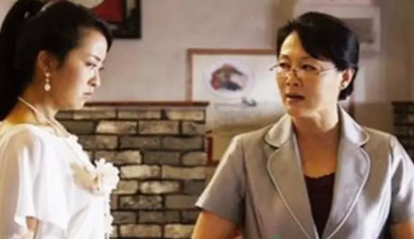 我終於能上班賺錢養家,聽到女兒叫一聲媽媽,讓我連家都不想要!
