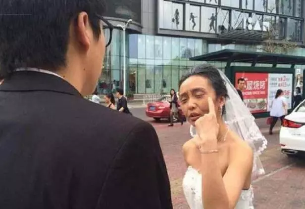 初次面見准公婆,飯桌上招待我的菜,讓我看透了男友一家!