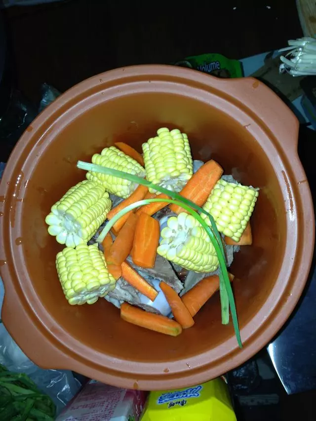 鮮香四溢的14道骨頭湯做法,湯汁濃白鮮美,好看又好喝不輸紅燒肉