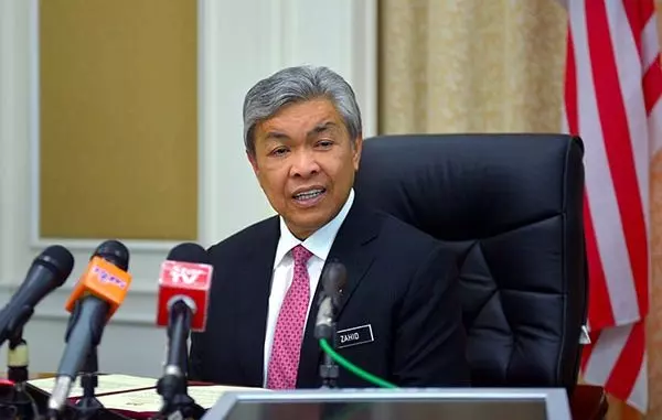 【扎希公然質疑判決】慕尤丁神回復阿末扎希,民眾紛紛拍手叫好!