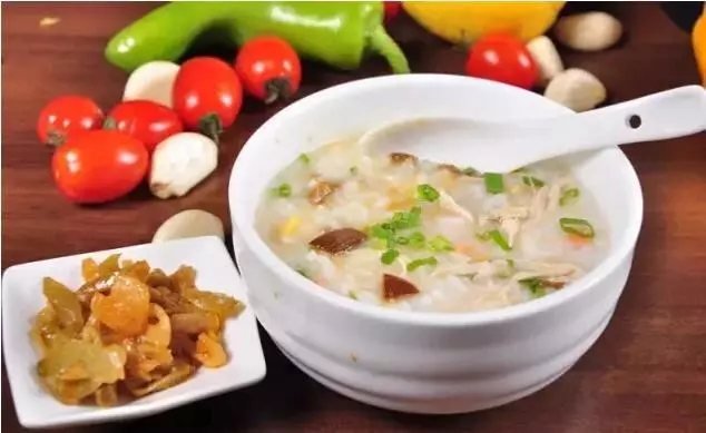 早餐吃點什麼可以促進排便,預防腸癌?醫生說:6件事是良藥