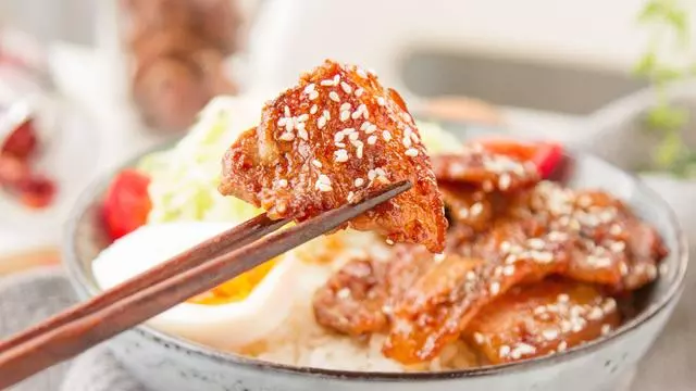 宴請客人教你20道五花肉的做法,朋友:半年沒聞著肉了,真香