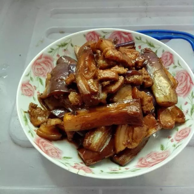 宴請客人教你20道五花肉的做法,朋友:半年沒聞著肉了,真香