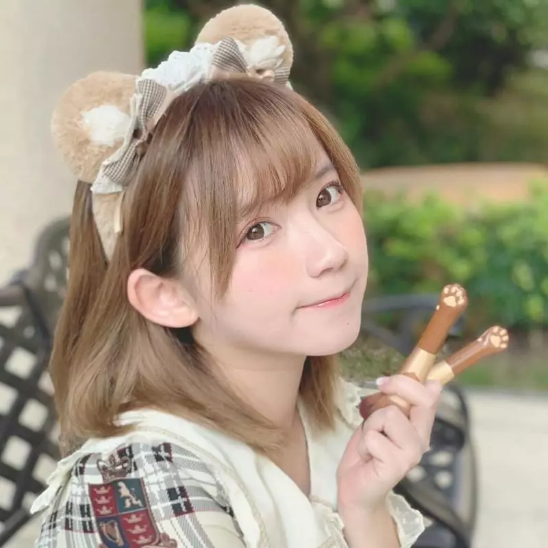 超萌童顏Coser「鯊魚SAME」 外表看似小孩讓人充滿罪惡感