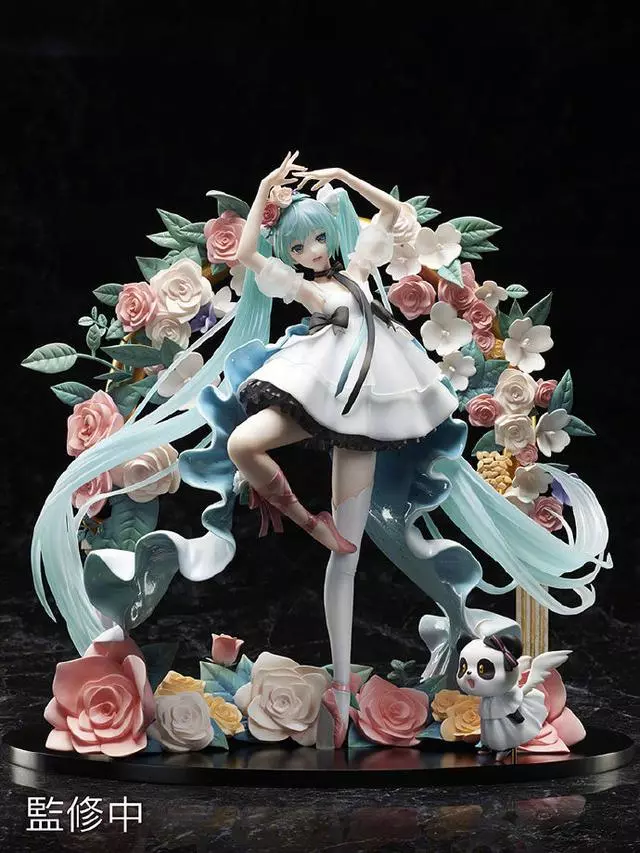 超美的初音未來手辦開售,售價3萬日元,演唱會現場有等身大的