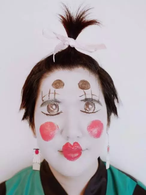 《鬼滅之刃》聲優花江夏樹COS炭子,網友調侃:太逼真了