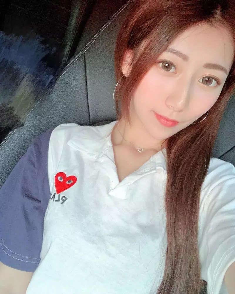 清純正妹「張嘉庭」第一次進入百合世界,完全被開發出潛能了!