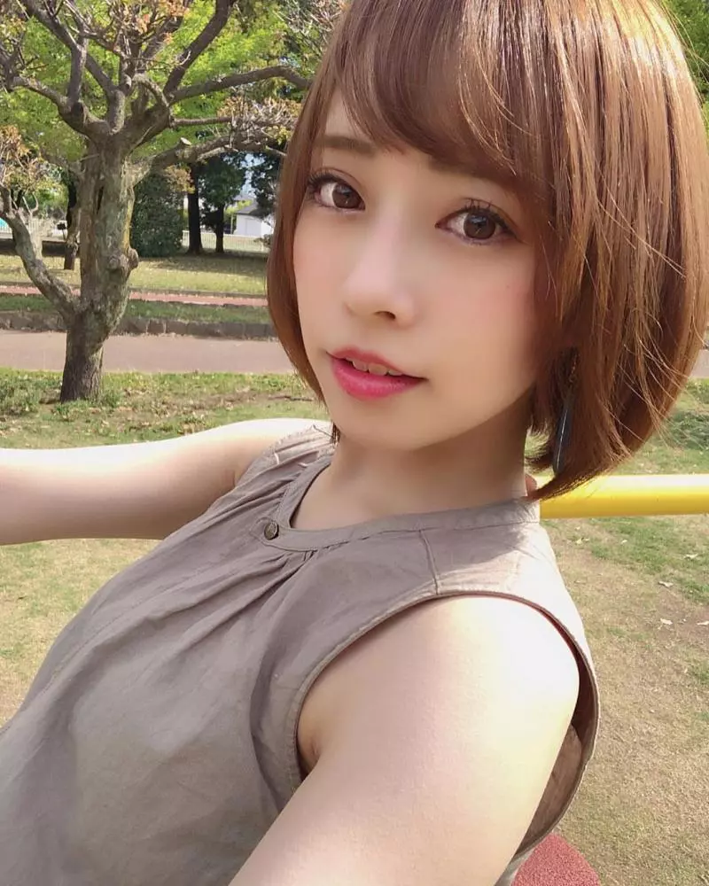 來賞櫻花地方媽媽長相超H!節目採訪「短髮+激美顏值」秒淪陷❤