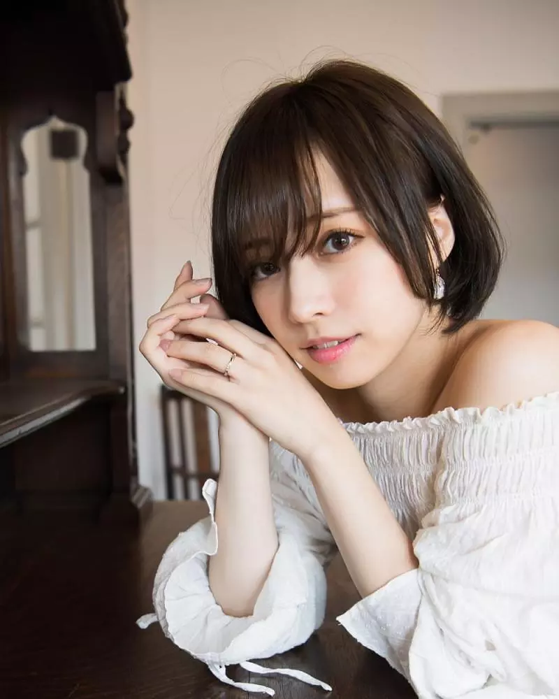 來賞櫻花地方媽媽長相超H!節目採訪「短髮+激美顏值」秒淪陷❤