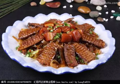 分享9道紅燜菜,色澤紅潤,鮮香美味,上桌超搶眼