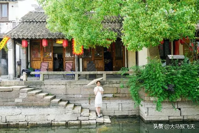 「阿姨,這房子不值這個價錢吧?」「不買這套房就別想結婚!」