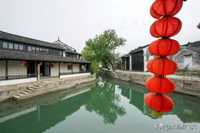「婆婆,換個燈泡還需要我專程過來嗎」「兒媳,其他人工作太忙」