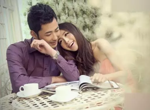 剛結婚沒多久,公公再婚,看到准婆婆,我氣的手發抖