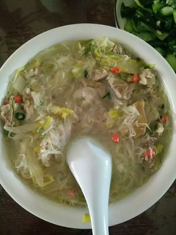 日漸寒冷,分享10種湯菜做法,營養又健康,讓身體暖暖的