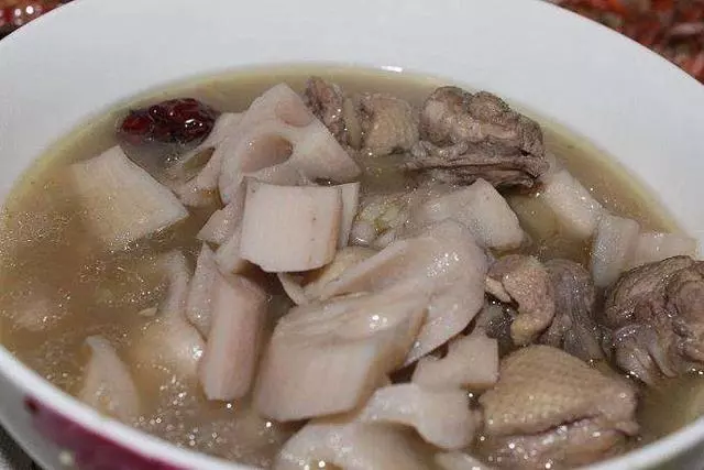 日漸寒冷,分享10種湯菜做法,營養又健康,讓身體暖暖的