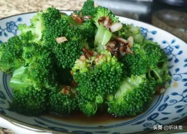 西蘭花的幾種做法,清淡又鮮美,誰說不好吃了