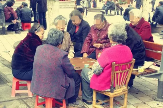 兒媳懷孕婆婆跑去打牌,兒媳不慎意外流產:總有一天我會加倍奉還