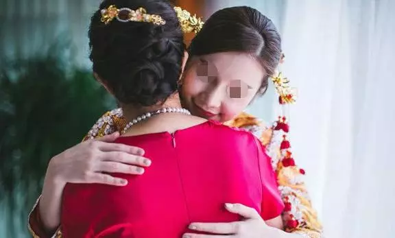 「女兒,你幫你弟弟弟媳,就是給我養老」「一年幾十萬,養不起」