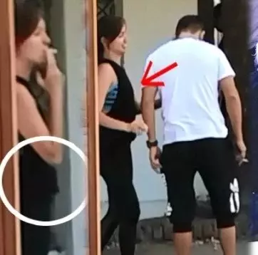 小三出局,洗米華夫婦甜蜜現身活動,洗米嫂穿緊身裙盡顯好身材 !