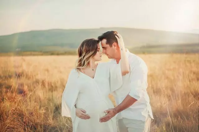 母親寫給女兒的一封信:「謹慎婚育,一定要給孩子找個好爸爸」