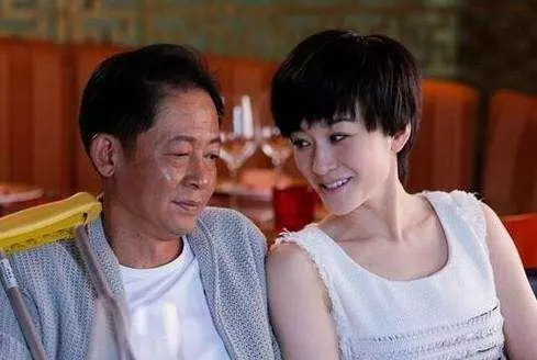 \"我在外拼死拼活賺錢,你不就是帶個孩子,每個月給你800,哪那麼矯情\