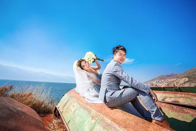 婆婆生病我把她接來我家,鄰居說一句戲言,我的婚姻結束