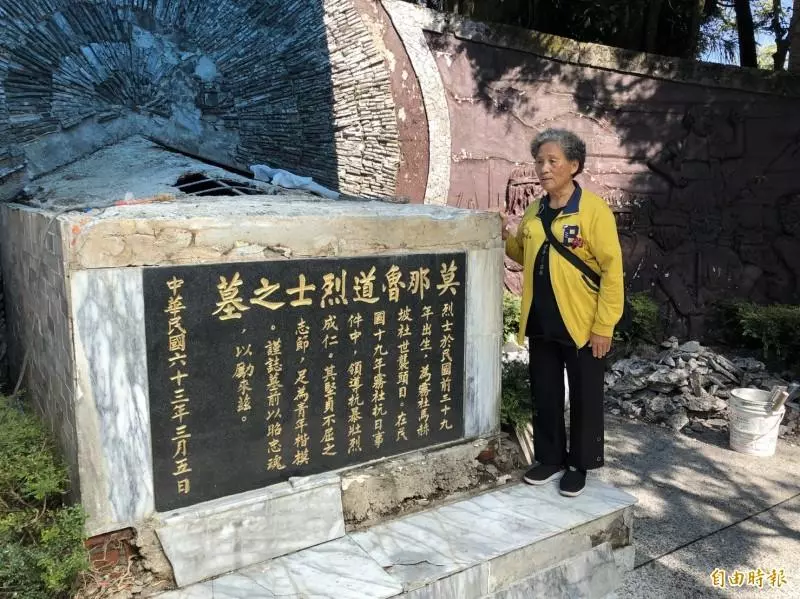 霧社事件89周年紀念日!莫那魯道託夢「住得很不舒服」師傅立刻「挖開烈士墓」愣住:太誇張了!