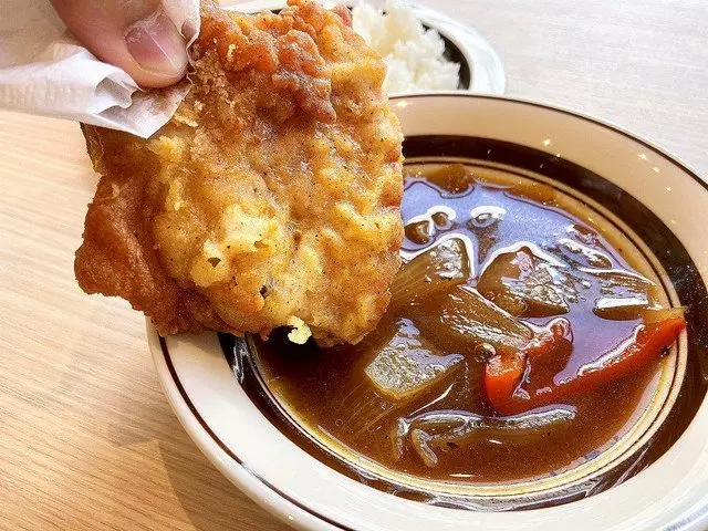 KFC自助餐開業,店內提供50種料理!