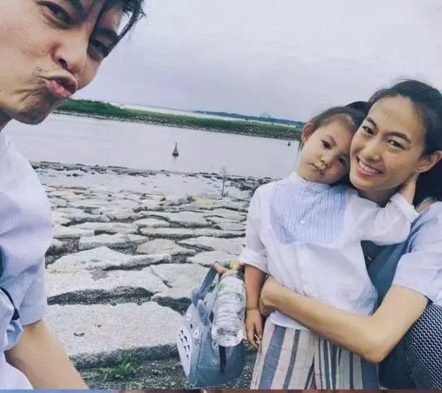 陳冠希前女友楊永晴結婚了,她是白富美曾陪伴陳冠希走過人生低谷!