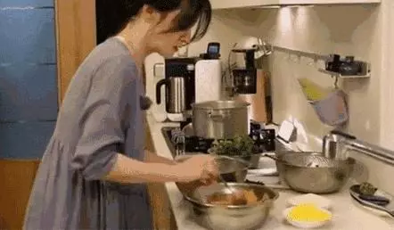 這個日本媽媽做的便當引來22W人圍觀,網友:「乾隆吃的都沒這麼好」