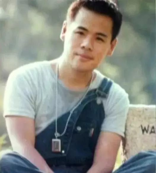 TVB綠葉王一鋪清袋再翻身做老闆,曾遭冷待心灰仍願為拍劇犧牲...
