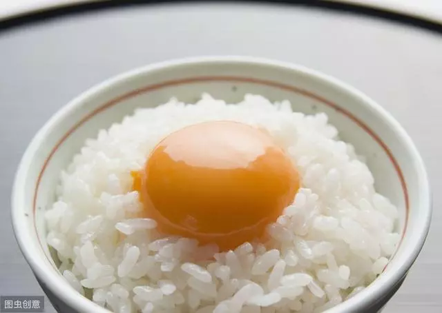 怕老年痴呆?吃飯儘量避免這些食物!快給家人看看