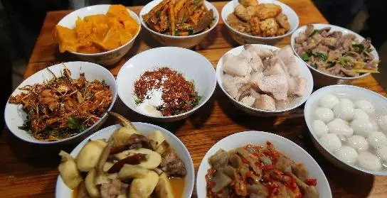 隔夜菜真的會致癌麼?剩飯剩菜還能不能再吃?本文為您講清楚?