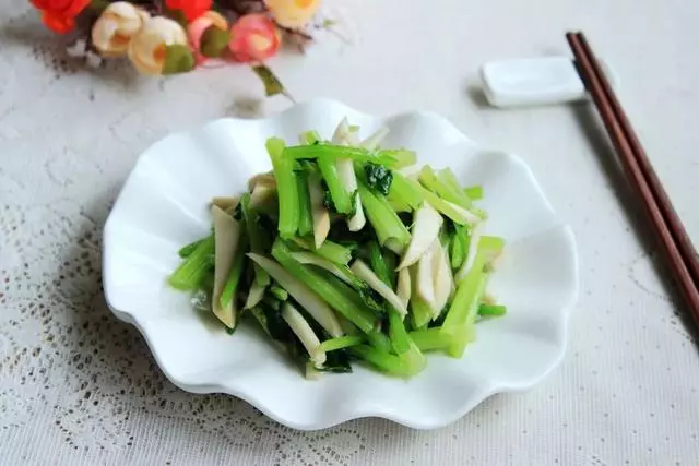 秋天的菌菇最養人!這幾種菇一定要吃~附美味素食譜