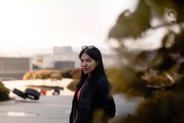 「女兒,爸媽年紀大了,養不起你弟弟了」「與我無關」